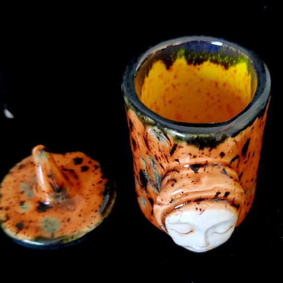 Handmade Small Ceramic Stash Jar with Face, Speckled Carmel Brown - Picture 10 of 11